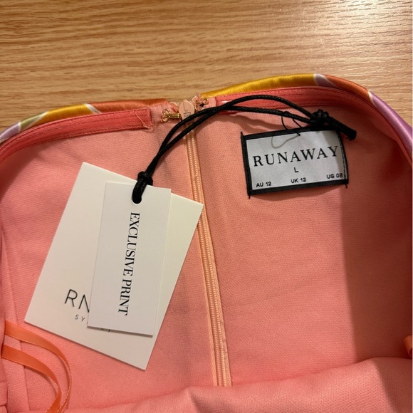 NWT REVOLVE Runaway JAY MINI DRESS - MINDY Sz Large - Picture 8 of 9